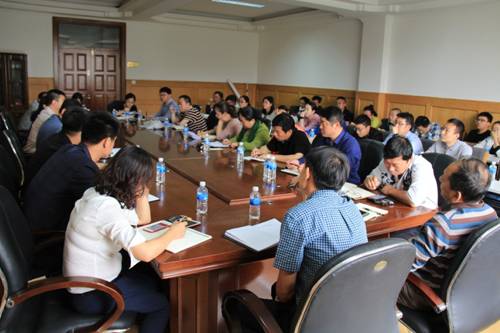 http://www.hrbu.edu.cn/__local/8/2A/F7/DB44A0207CE08CBE20B40B4E5FF_5ACB159C_136F52.jpg
