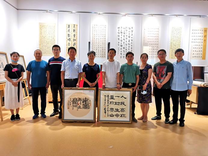 说明: C:\Users\ADMINI~1\AppData\Local\Temp\WeChat Files\389661e88c25d6c41d3c0bea1cc8db1.jpg