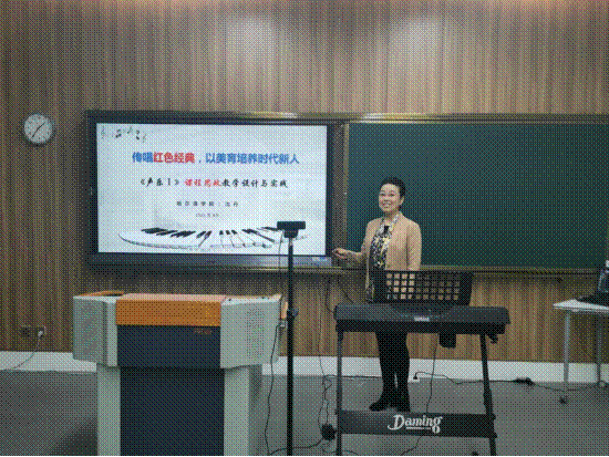http://www.hrbu.edu.cn/__local/2/49/2A/5771017F17F84866602746EA4B9_37B8720A_DE4DD.png