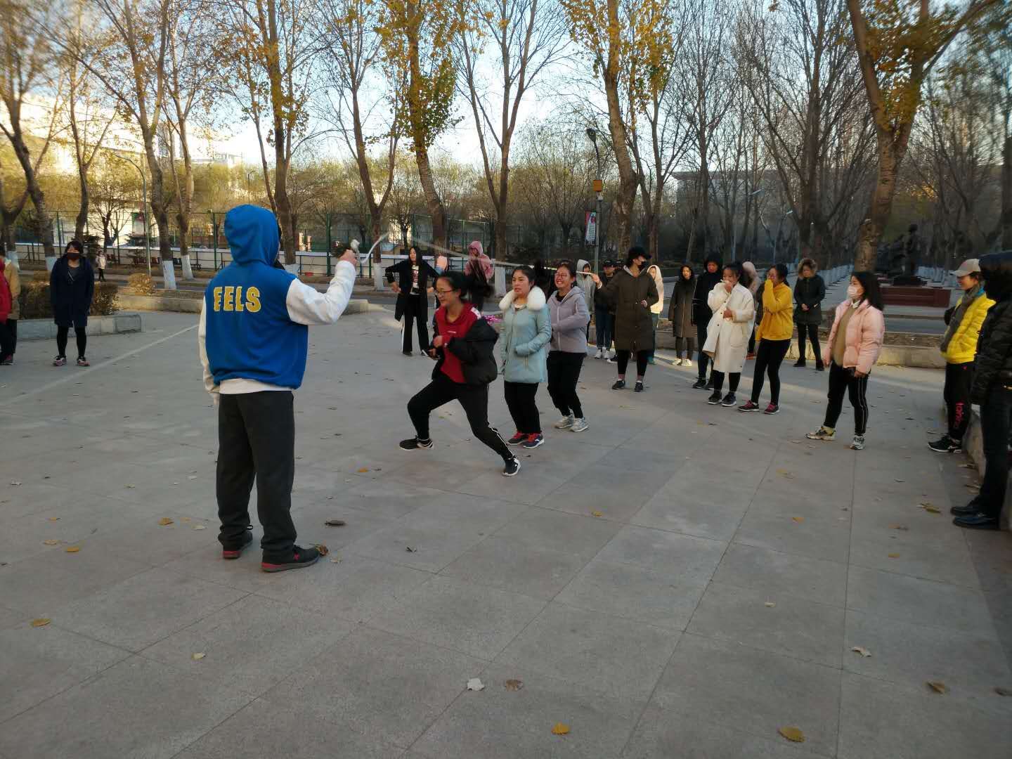 马克思主义学院跳绳比赛报道 -哈尔滨学院 - 马