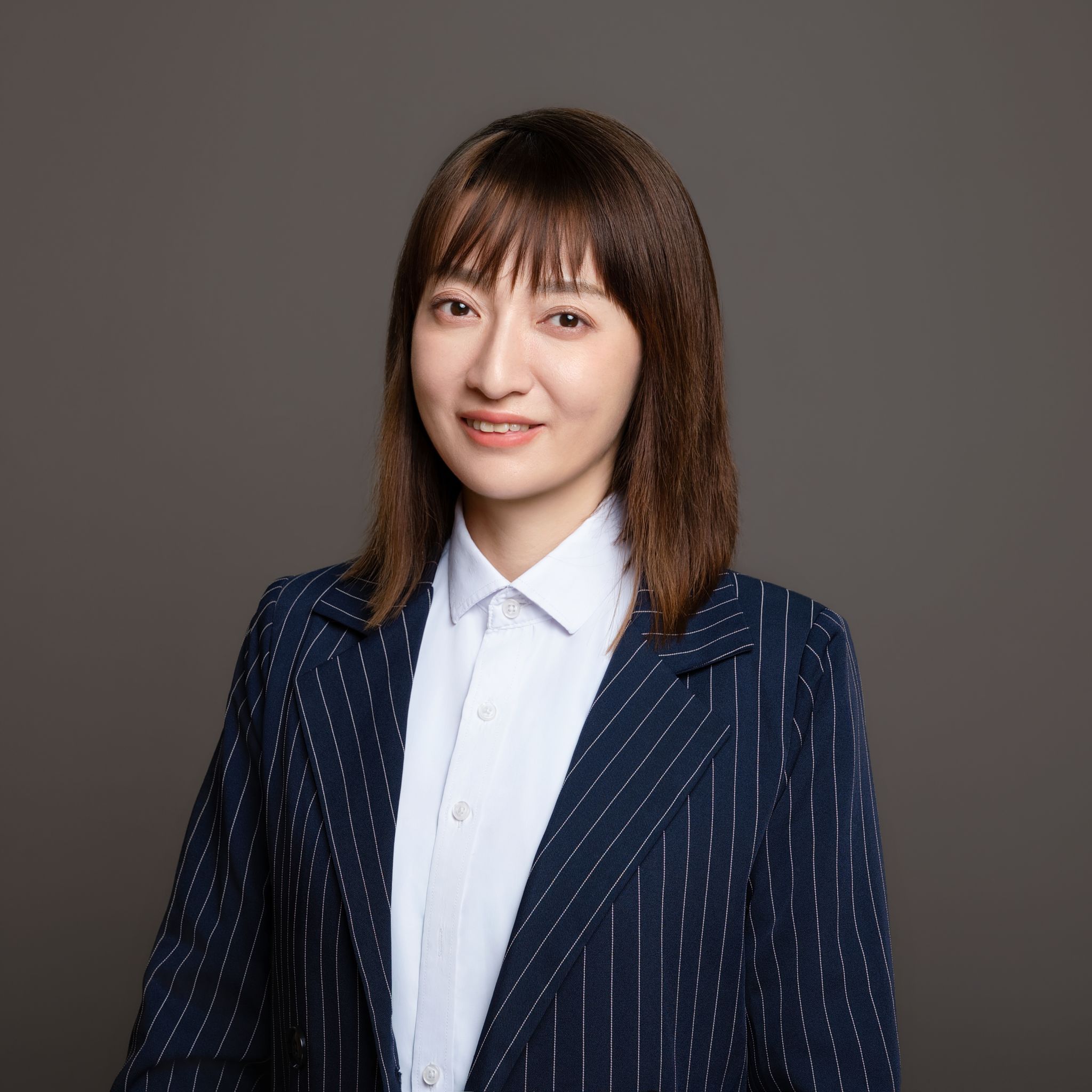 刘晓燕：青春须早为 育英万朵芳