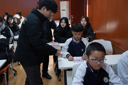 819b02c349044bf2270eebe34c5a5a3