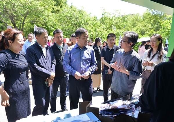 https://www.hrbu.edu.cn/__local/8/BB/43/5A15D10B8E1B1003E0B6B3D2F4C_80BDFBCD_6555A.jpg