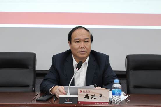 说明: C:\Users\Administrator\Desktop\2021年换届工作\干部任职集体谈话会\选用图片\IMG_1373.JPG