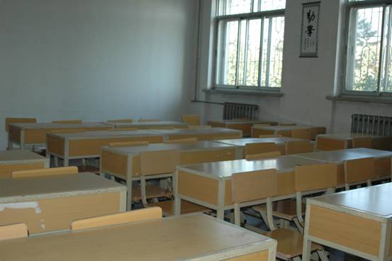 说明: http://www.hrbu.edu.cn/__local/8/17/65/1A2ED8A8612F9A734F420AEB53C_826AC125_5634.jpg