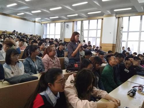 http://www.hrbu.edu.cn/__local/1/E0/5F/3410512BBD347CE9374E1352C7D_80F76851_37EBAD.jpg