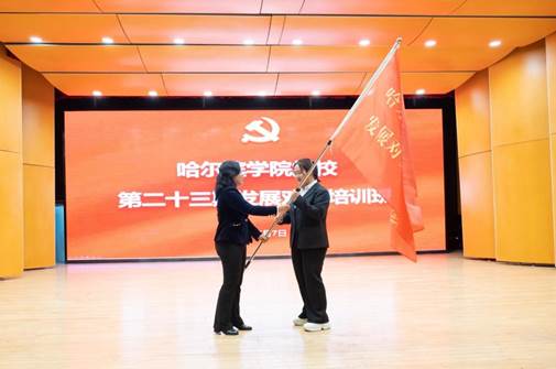 说明: 9fdb16996eb1ddc4beacb457e5ad5ab