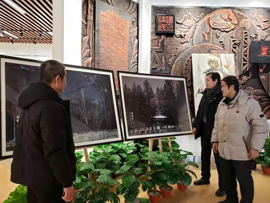 说明: C:\Users\ADMINI~1\AppData\Local\Temp\WeChat Files\32907474f4cfd19b7b24dbf3521c830.jpg