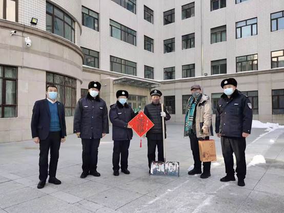 说明: C:\Users\ADMINI~1\AppData\Local\Temp\WeChat Files\645c0bdc5b02af857de15f112654e00.jpg